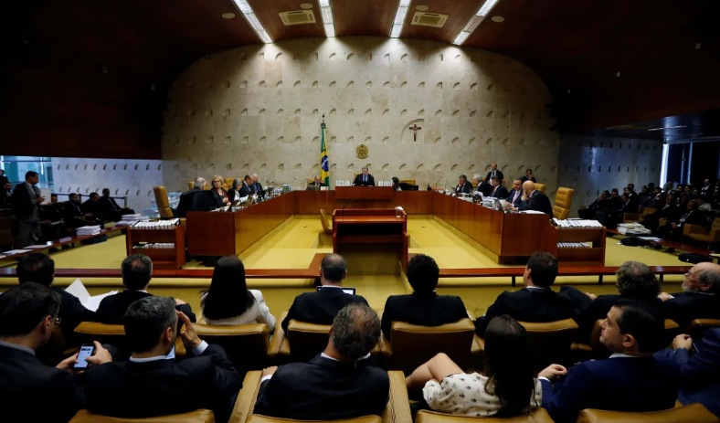 stf-descriminaliza-porte-de-maconha-para-uso-pessoal-site-vibe-atual-02 STF confirma decisão sobre porte de maconha