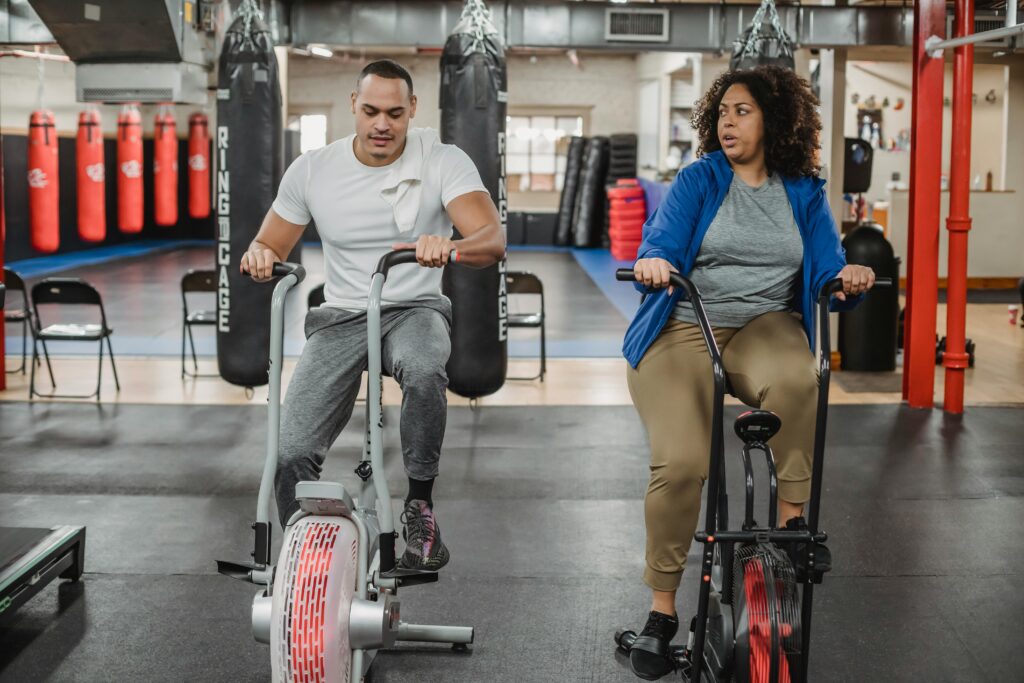 beneficios-do-hiit-para-queirma-de-gordura-site-vibe-atual-1-1024x683 Benefícios do HIIT para queima de gordura